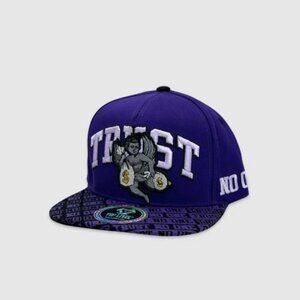 Trust Snapback cap